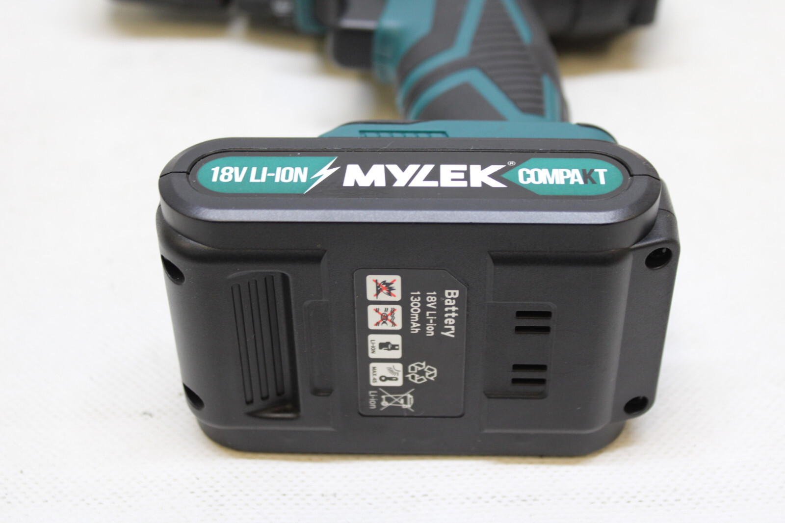Mylek Cordless Drill 18V Driver Screwdriver DIY Kit Set Combi Lithium