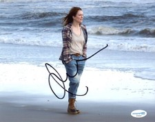 Julianne Moore Sexy Autographed Signed 8x10 Photo ACOA Julianne Moore Sexy Autographed Signed 8x10 Photo ACOA