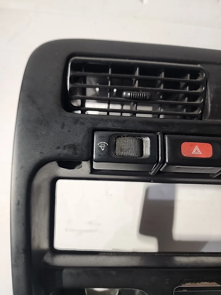 1994 - 1997 Nissan Pathfinder жесткий кузов пикап D21 центр приборной панели радио отделка панели - Изображение 3 из 4