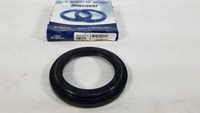 NEW Stemco Drive Axle Wheel Oil Seal 393-0212