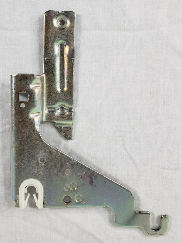 Bosch Dishwasher Right Door Hinge SHE43P26UC/61 300 Series Gently Used