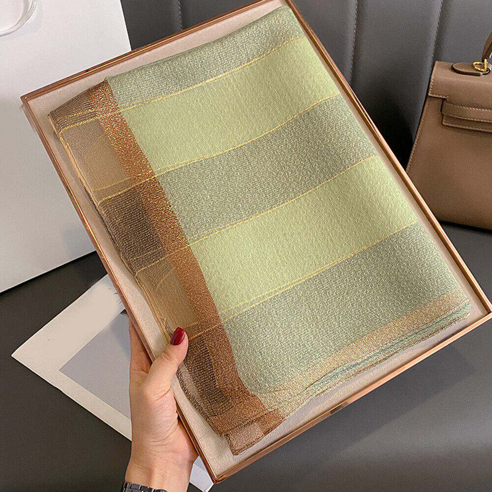 Foto 10 di 18