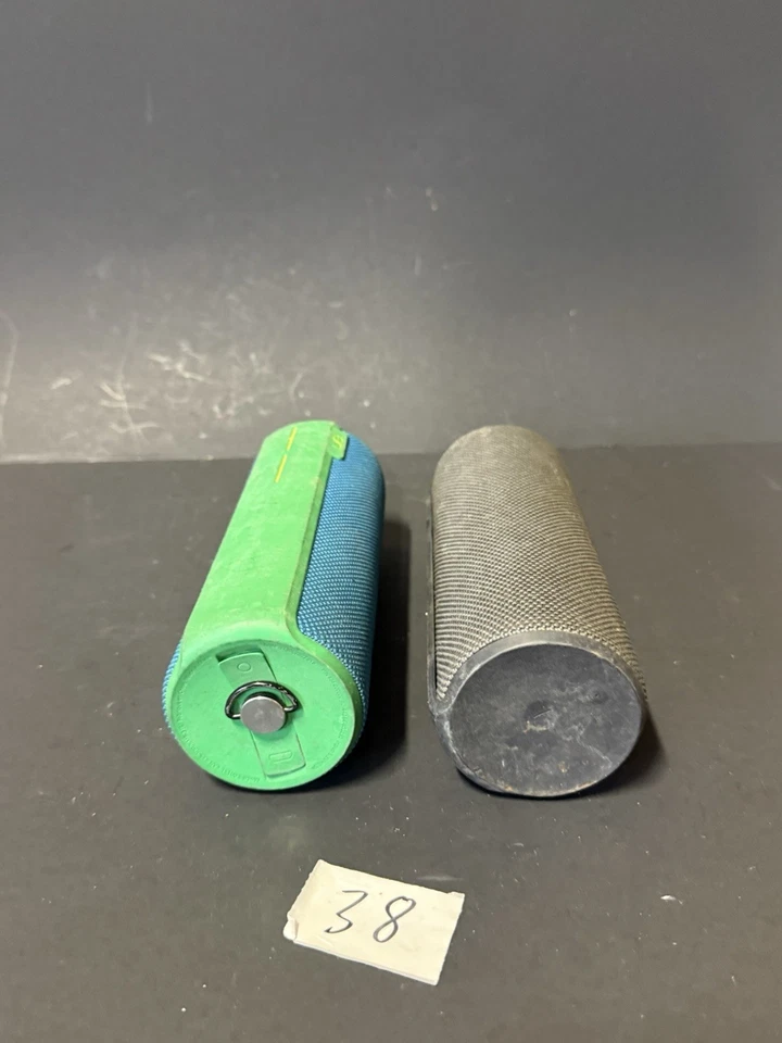 Lote de 2 UE Boom 2 sin probar Foto 2 de 2