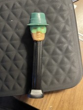 Vintage No Feet DC COMICS The Green Hornet Pez Dispenser Pat#2.6 MI AUSTRIA