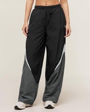 Gymshark Contrast Track Pant Black Size: M Oversized Fit