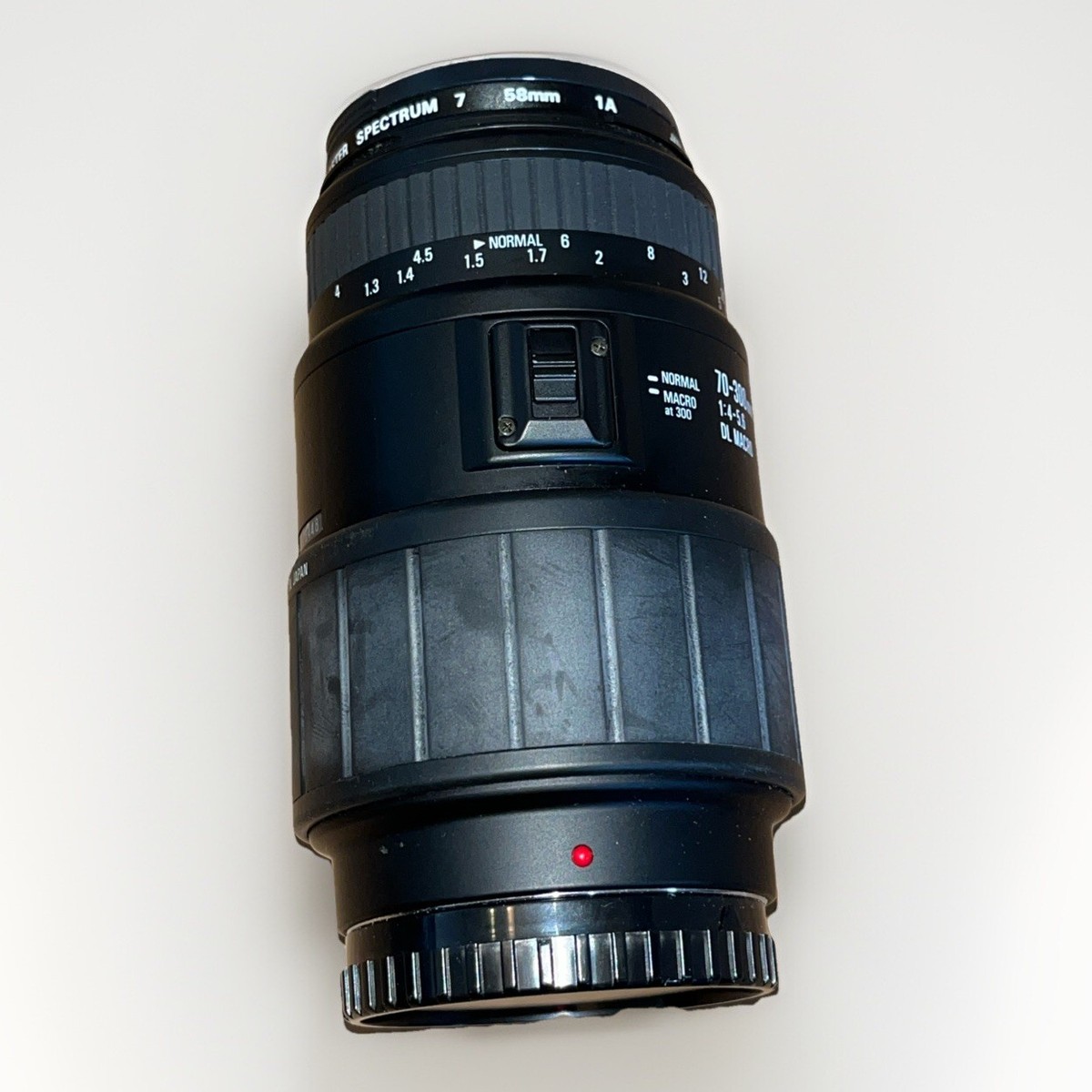 Sigma Promaster Spectrum 7 70-300mm 1:4-5.6 DL Macro Autofocus
