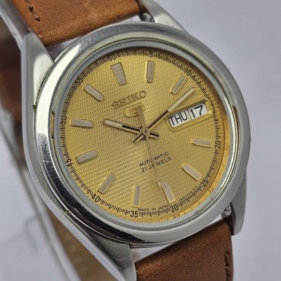 Seiko 5 Automatic 7S26-00X0 Automatic Day/Date Vintage Men s Watch