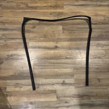 2023 - 2024 HONDA CR-V REAR RIGHT SIDE DOOR WINDOW GLASS RUN CHANNEL SEAL OEM