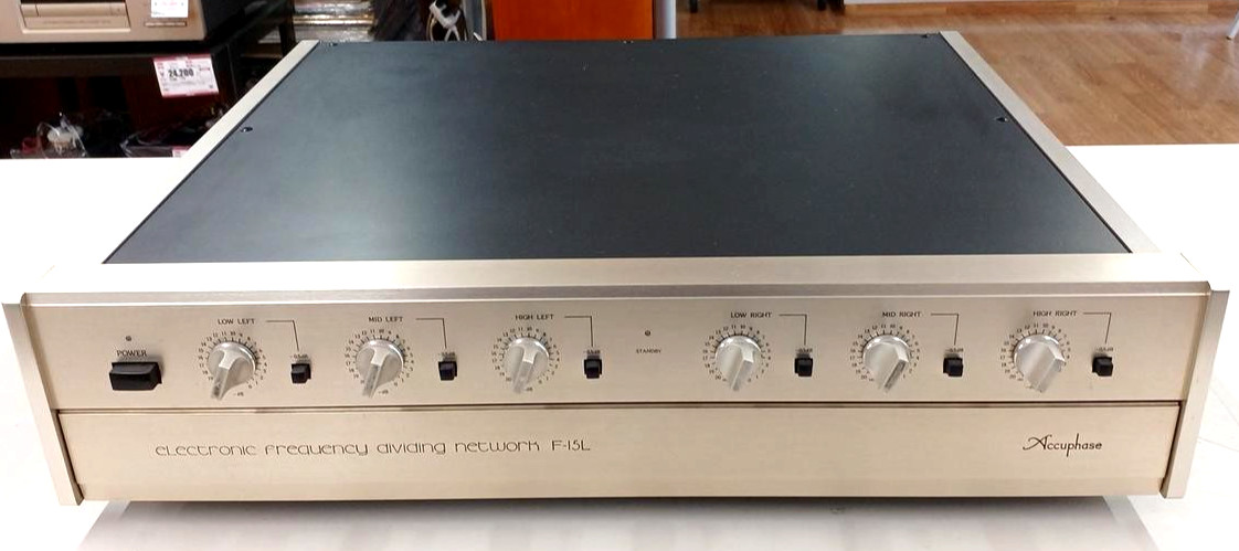 Accuphase F-15L vintage audio equipment - eBay listing photo 2