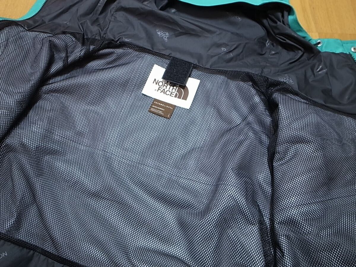 THE NORTH FACE 1986 86 FUTURELIGHT MOUNTAIN JACKET PORCELAIN THE NORTH FACE 1986 86 FUTURELIGHT MOUNTAIN JACKET PORCELAIN