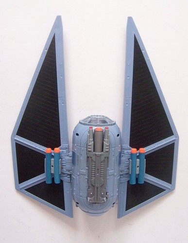 18" Star Wars Imperial Tie Striker Fires Nerf Darts by Hasbro (+20 darts) - Picture 3 of 8