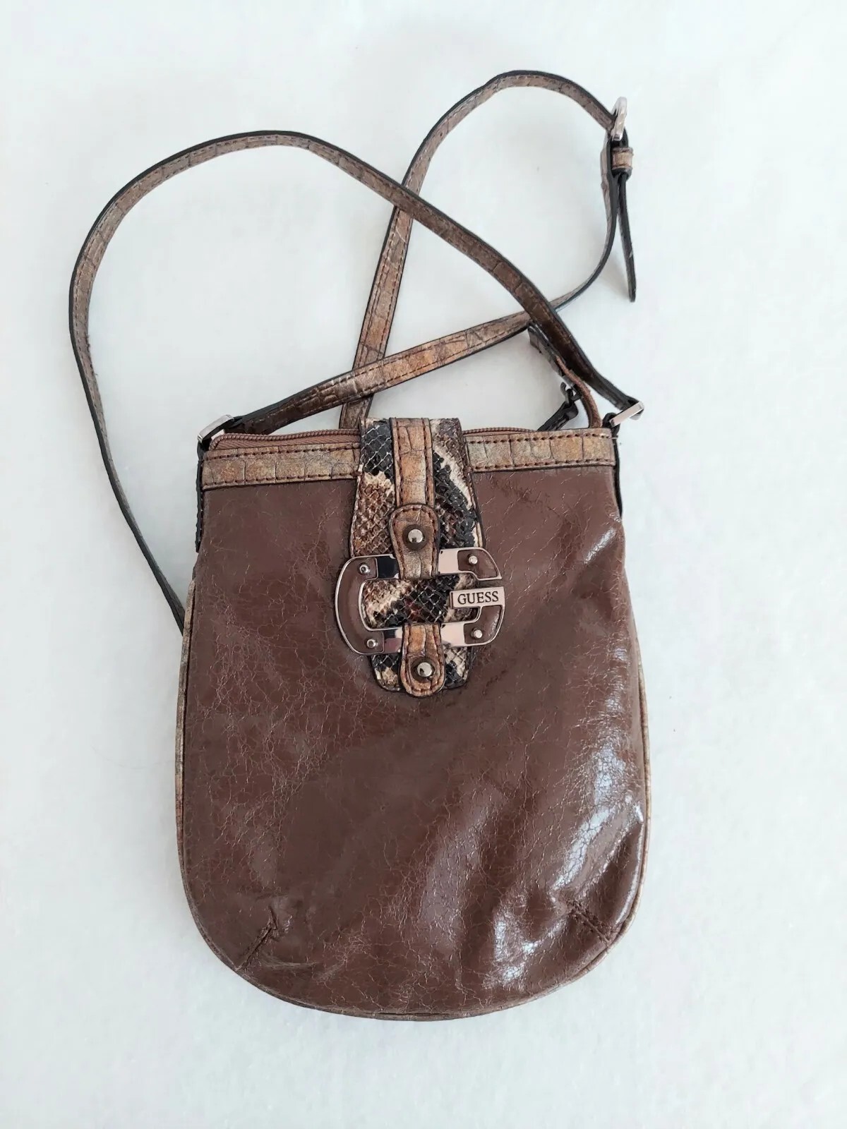 Vtg GUESS Brown Crossbody Purse Bag  Zip Close Ad… - image 1