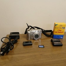 Nikon Coolpix 4800 ED Digital Camera W/Neck Strap, Battery, Charger, Memory Card