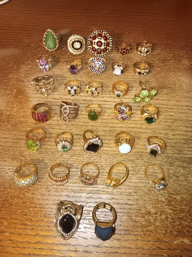 Lot Of 32 Vintage Costume Jewelry Rings