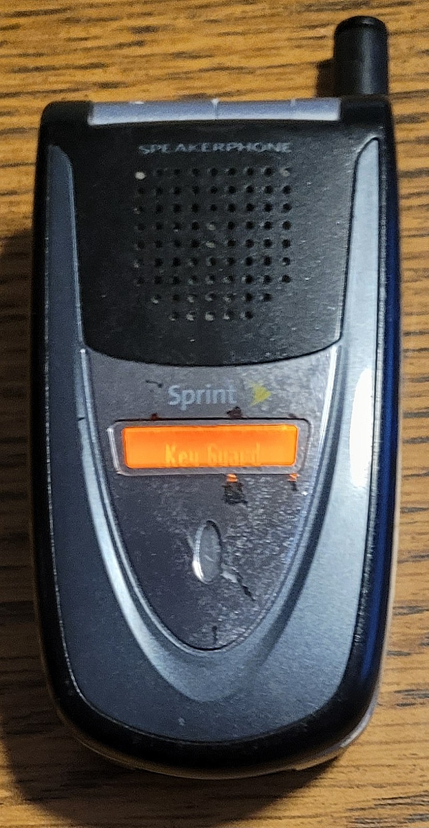 Sanyo VI-2300 - Navy Blue and Gray ( Sprint ) Cellular Flip Phone