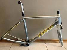 Trek Madone OCLV 5.2 WSD, 54cm, Carbon Fiber Women's Road Cycling Bike Frameset