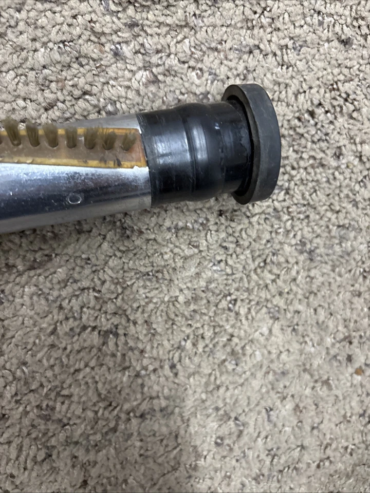 Rollo de cepillo de metal para aspiradora Riccar parte # D012-2500 sin embrague Foto 2 de 4