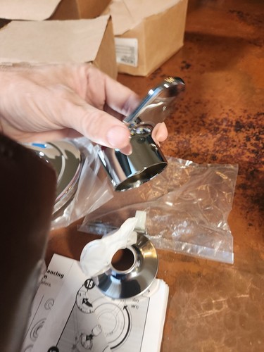 Cleveland Faucet Group T46302NH Edgestone Shower Trim Kit Chrome - Bild 7 von 10