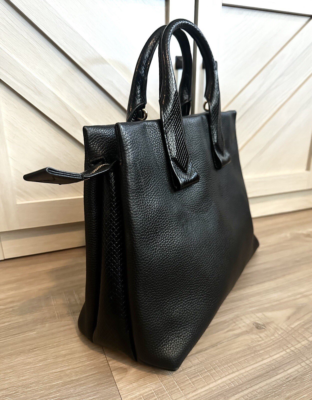 MICHAEL KORS ROLLINS LARGE PYTHON EMBOSSED SATCHE… - image 6