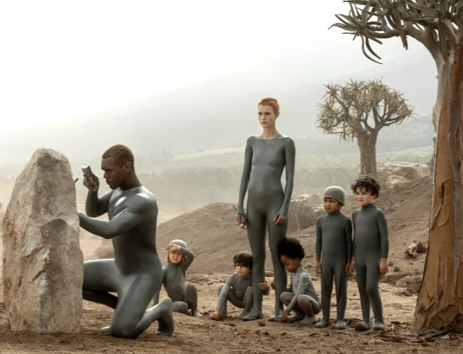 Raised By Wolves | Complete Seasons 1-2 (2020)TV Series All Region Free Shipping - Image 2 of 4