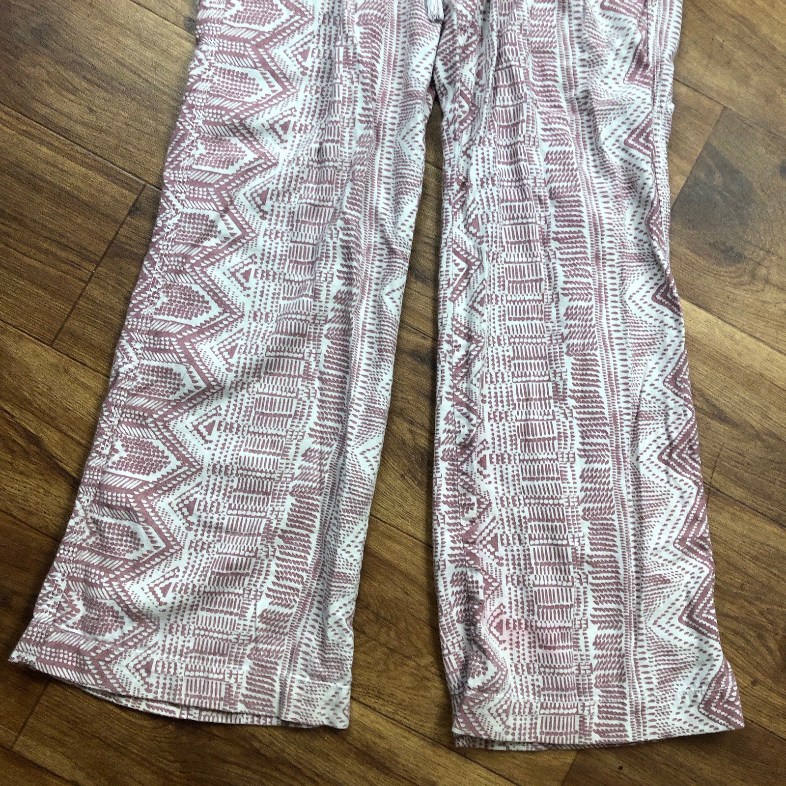 Rewash Sz L Faded Burgundy Casual Wide Leg Pants Stretch Waist *STAINS *READ