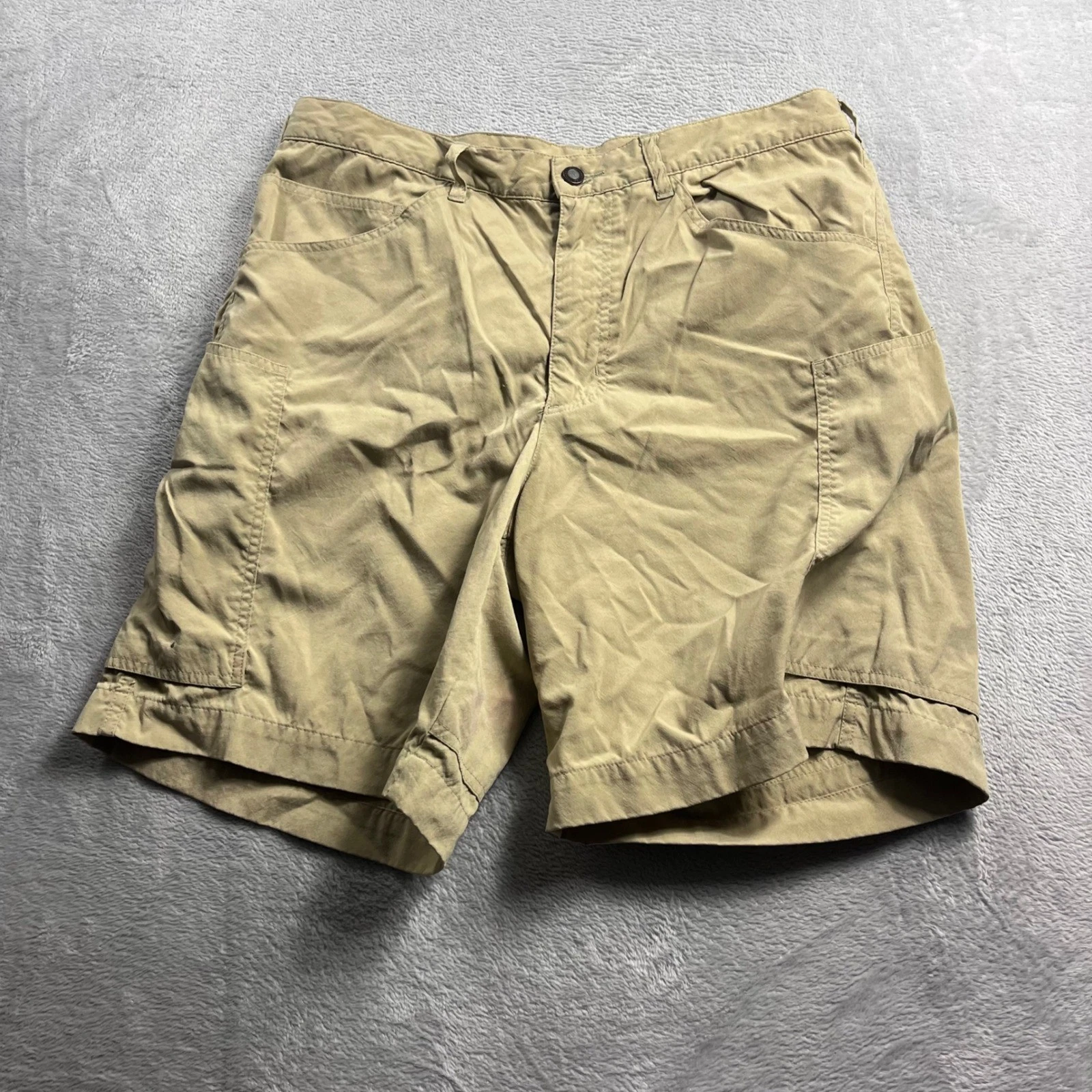 Patagonia Mens Cargo Utility Shorts Tan Khaki Size 36 Hiking Outdoor Casual