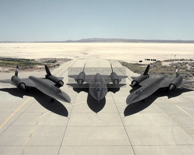 LOCKHEED SR-71 BLACKBIRD TRIO NASA EDWARDS CALIFORNIA 8X10 PHOTO