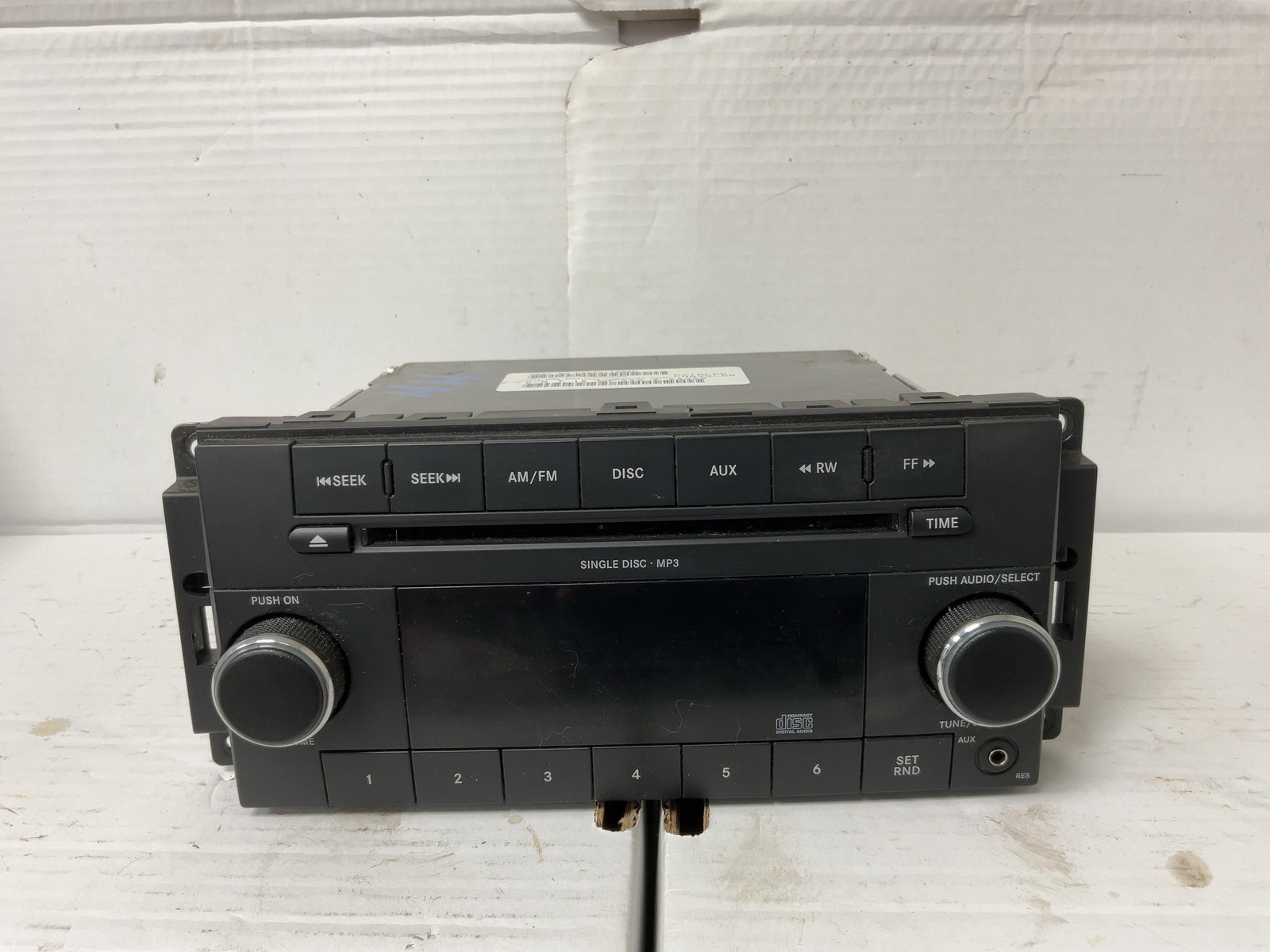 2009-2010 JEEP COMPASS Audio & Visual Equip. Radio CD Used O