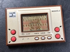 Manhole Game & Watch Gold MH-06 1981 Nintendo - Tested Working - Great Condition