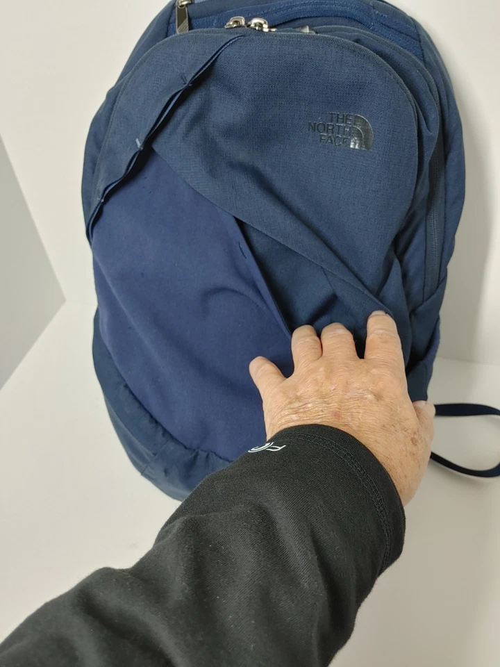 MOCHILA PORTATIL ISABELLA MUJER THE NORTH FACE 20L AZUL. Foto 2 de 4