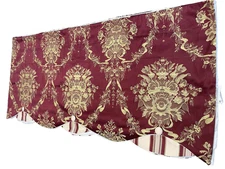 Waverly Home Classics Valance Chantham Momento Scalloped Button Curtain 17.5x78