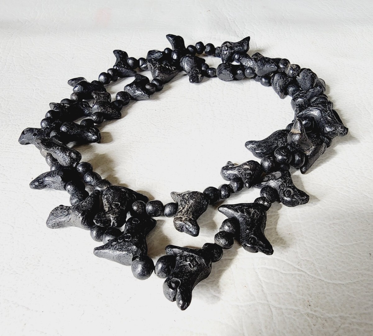 新品【eL+1】 beads short necklace ブラック おねさん SYLCA® x Chico's Black Disk Bead Statement Necklace | Chico's