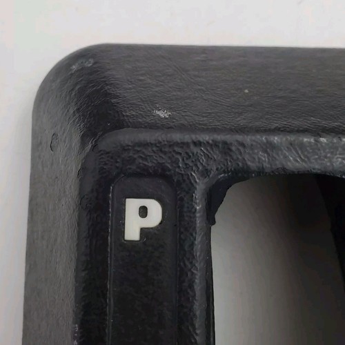 Porsche 944 477713117 Automatic transmission gear shifter trim PRND21 BLACK 83 - Foto 2 di 13