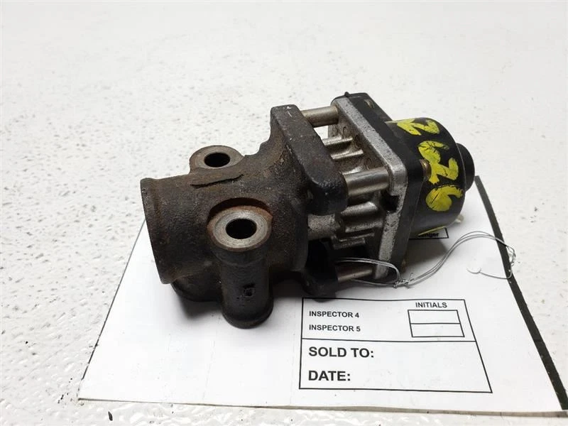 Mazda 626 1998-2003 válvula EGR OEM FSY1203009U Foto 3 de 4