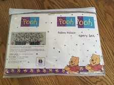 Disney Winnie the Pooh Vintage Blustery Day Drapery Set Balloon Valance