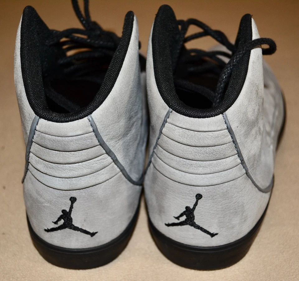 Talla 10 - Jordan Grown V.9 Cool Grey/Negro 2011 453930-001 Excelente Estado Foto 4 de 4