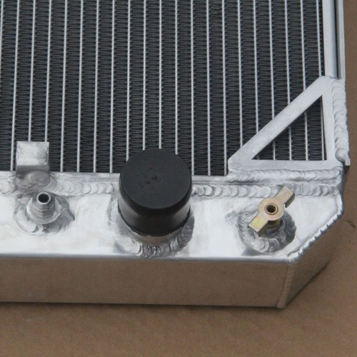 3ROW Aluminum Radiator For Toyota Hilux Surf 3.0L Turbo KZN130 1KZ-TE AT 1993-96 - Picture 6 of 8