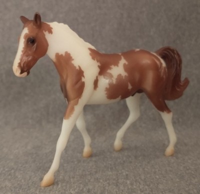 Breyer Eclat 2023 Stablemate Club Horse Champagne Tobiano Missouri Fox Trotter