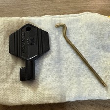 Pitney Bowes Metal Key With Hook