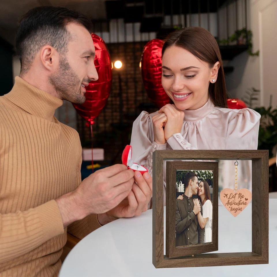 MARCOS DE FOTOS DE COMPROMISO GIRATORIOS PARA NOVIO GIRLFRIEN Foto 4 de 4