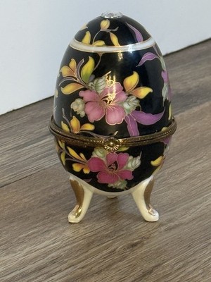 Vintage Egg Trinket Box Hinged with Feet Floral