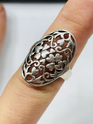 Antique/Vintage style silver ring UK size M used