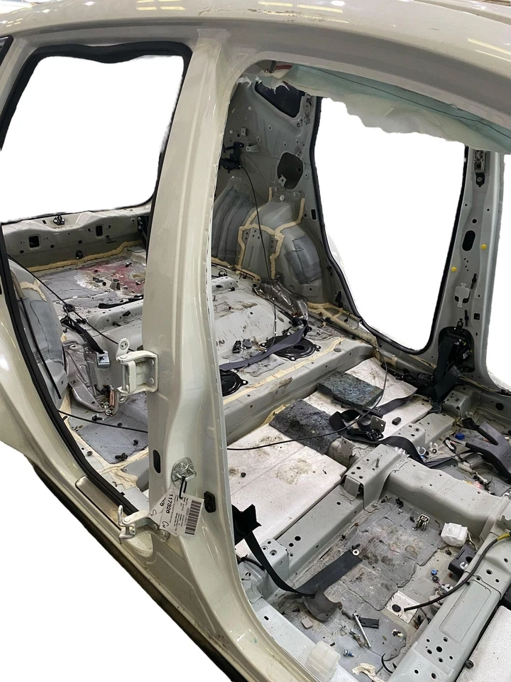 2019 - 2023 NISSAN MURANO OEM RIGHT CENTER PILLAR *STRUCTURE CUT* - Изображение 4 из 4