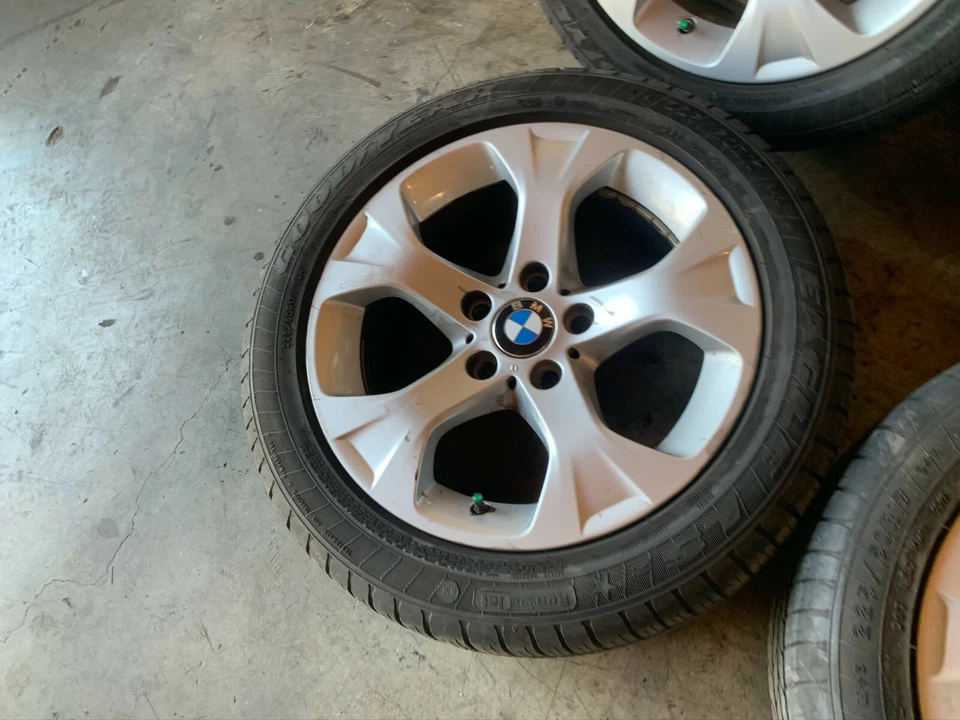 BMW 2012-2015 E84 X1 ESTILO 317 17" LLANTAS LLANTA CON JUEGO DE NEUMÁTICOS OEM 62K Foto 3 de 4
