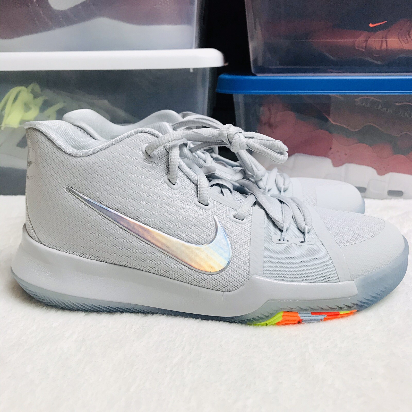 kyrie 3 time to shine