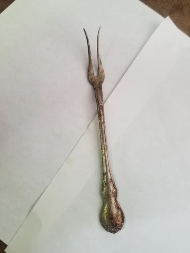 TOWLE French Provincial  Sterling  Pickle Fork 2 tine 5 7/8" Not Sure year made