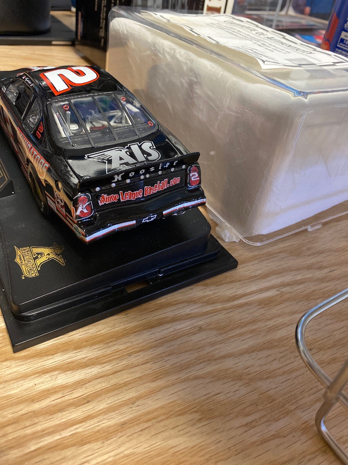 Picture 5 of 6