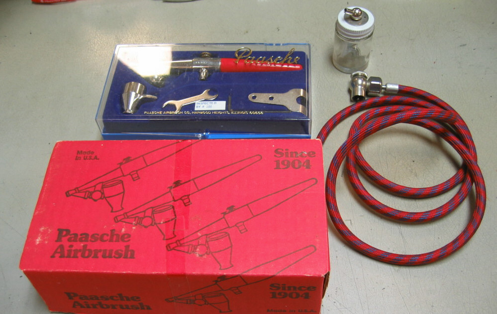 PAASCHE Airbrush Kit 16992 External Mix, Airhose, Bottle & Accessories