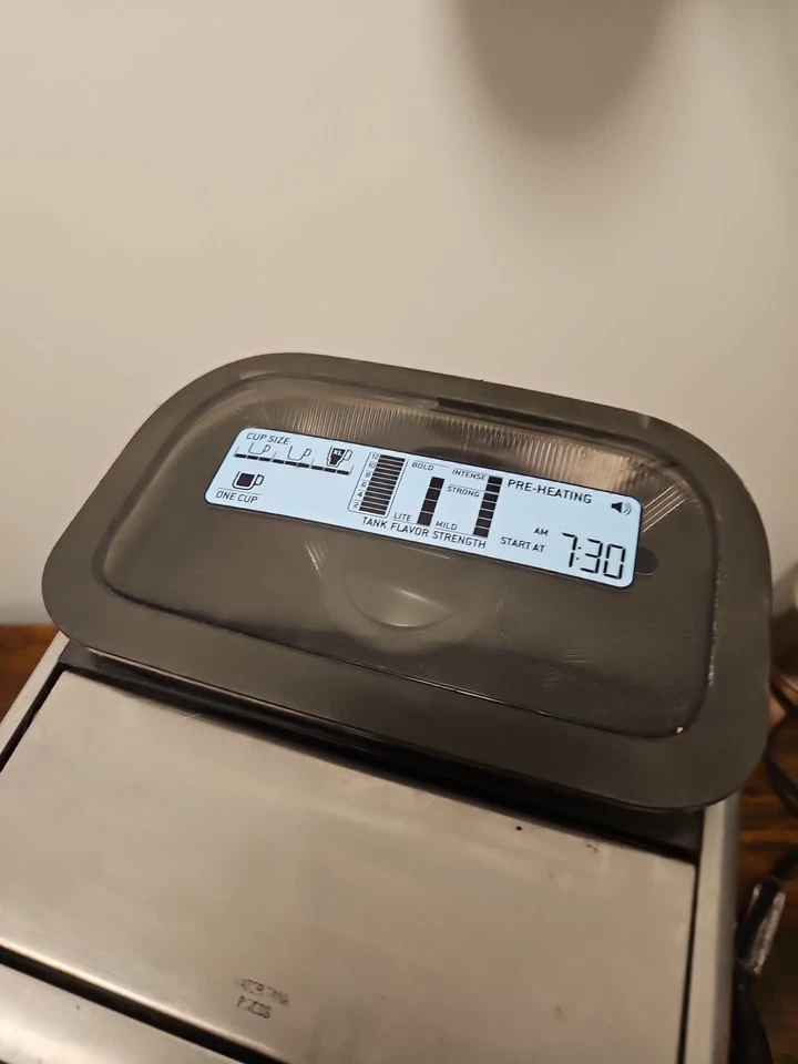 Breville BDC600XL YouBrew 12-Cup Grind and Brew Coffee Maker with Grinder E001 - Image 3 of 4