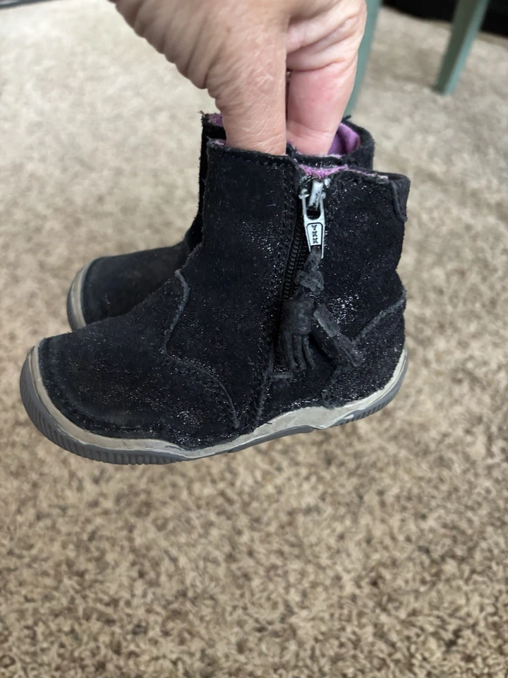 Stride Rite "Zoe" niña talla Botín/zapato ancho negro brillante 4,5. Adorabl Foto 4 de 4